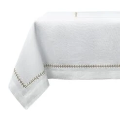 GiGi Riveria Tablecloth