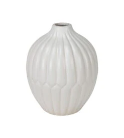 Wisnery Vase