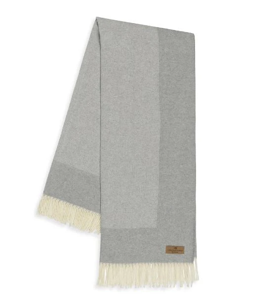 Border Herringbone Throw - Image 2