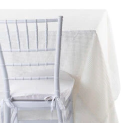 Circle Line Eyelet Tablecloth