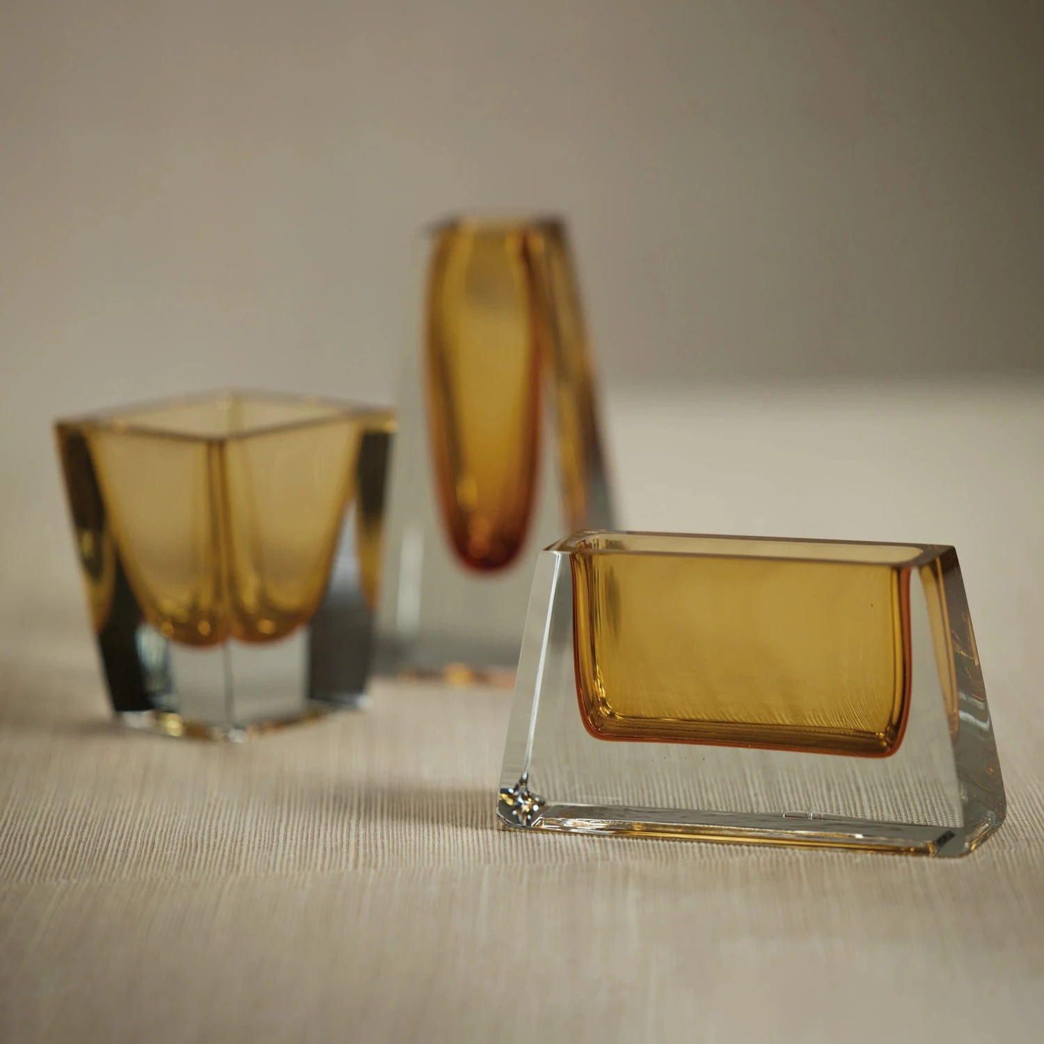 Corinthia Polished Glass Vase Amber Rectangular - Image 2