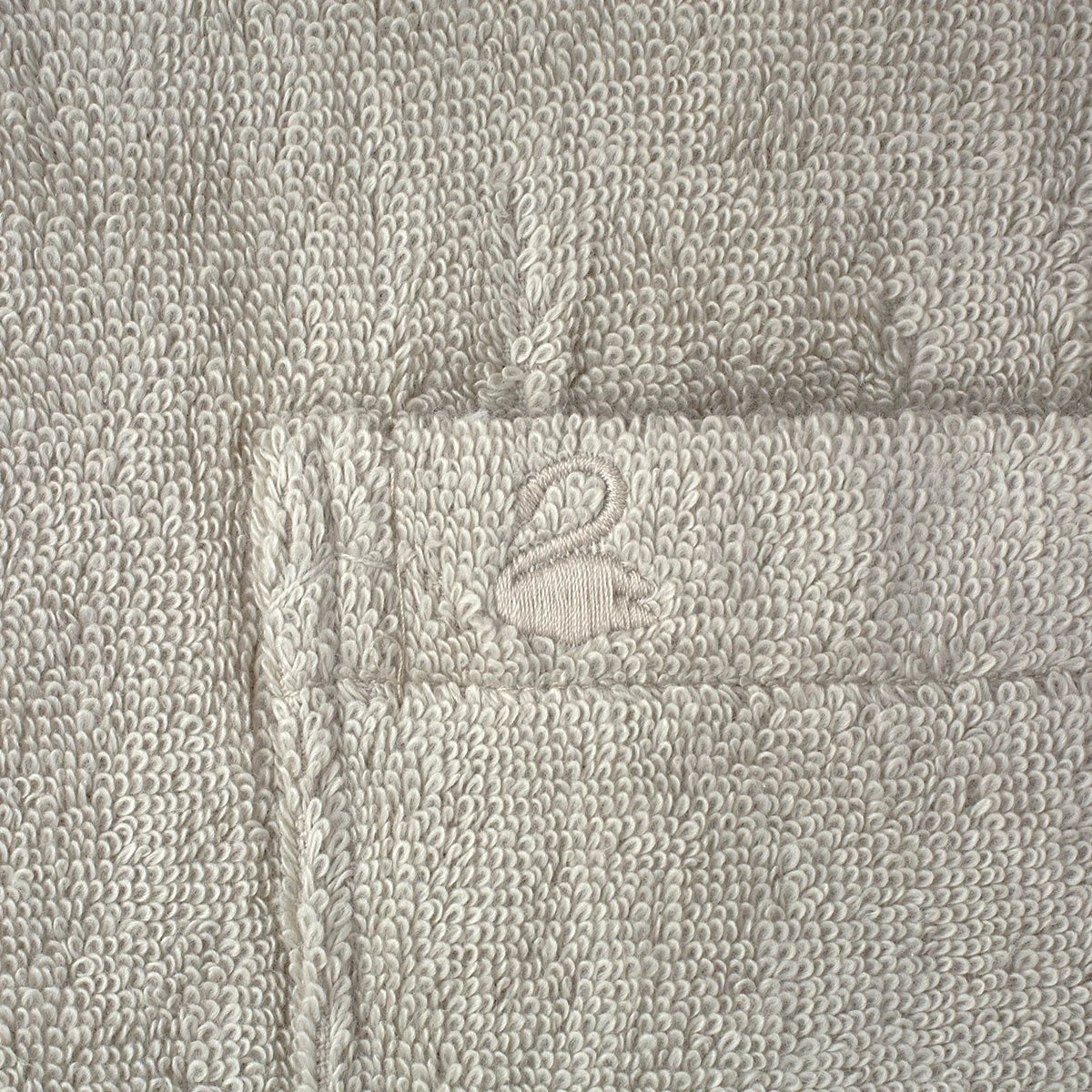 Yves Delorme Astree Bathrobe - Image 5